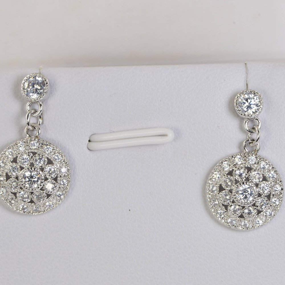 Luxury CZ Trendy Halo Brilliant Drop Dangle Earrings